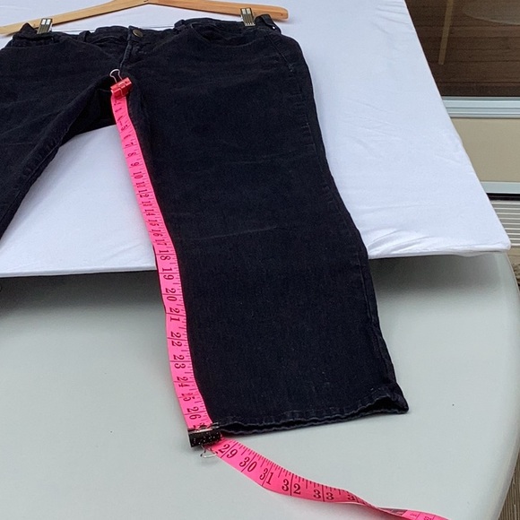 Not Your Daughter’s Jeans. Black with sequins detailing on back pockets. 12P - Picture 9 of 10